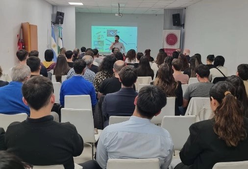 Charla Lic Semprini